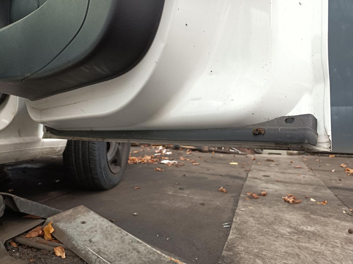 Citroen C4 II 2 Picasso SpaceTourer orig Tür vorn rechts EWP weiß Bj 2018 Citroen C4 II 2 Picasso SpaceTourer orig Tür vorn rechts EWP weiß Bj 2018