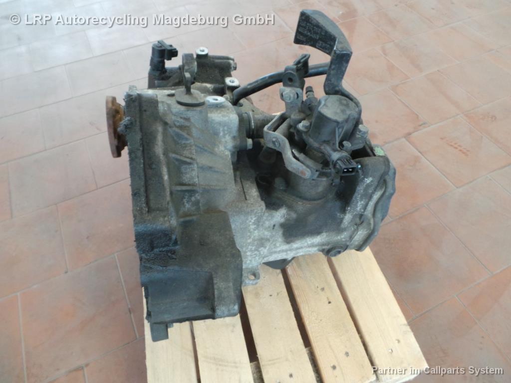 Getriebe Schaltgetriebe 5 Gang EBA VW Golf 4 IV 1J Bj 99