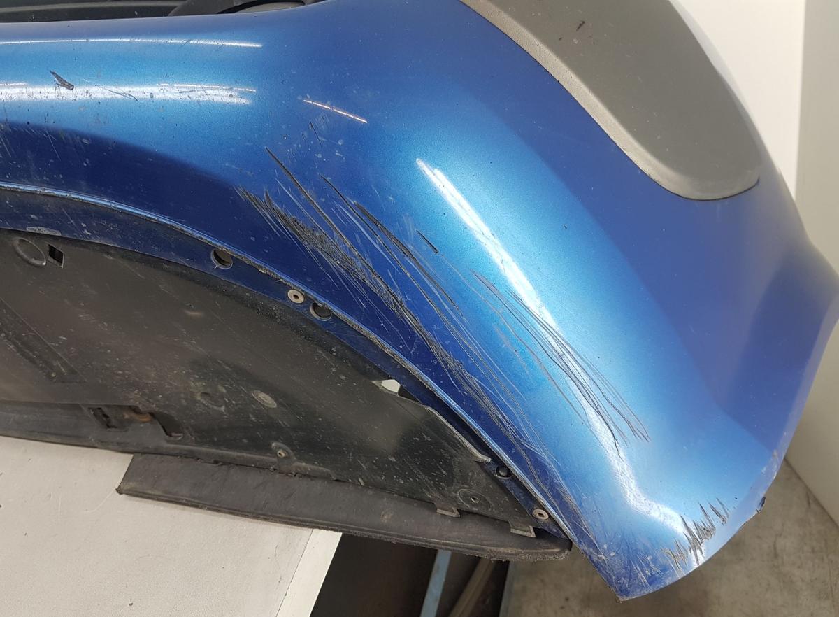 Renault Scenic II Stoßstange Stoßfänger vorn in TEI45 Blau Ottoman Bj2005