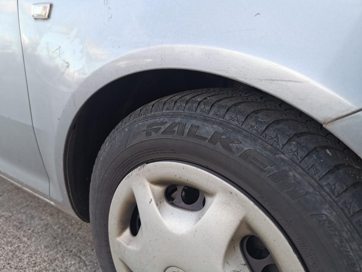 Opel Corsa D Kotflügel Fender Seitenwand vorn rechts Z163 Lichtsilber metallic