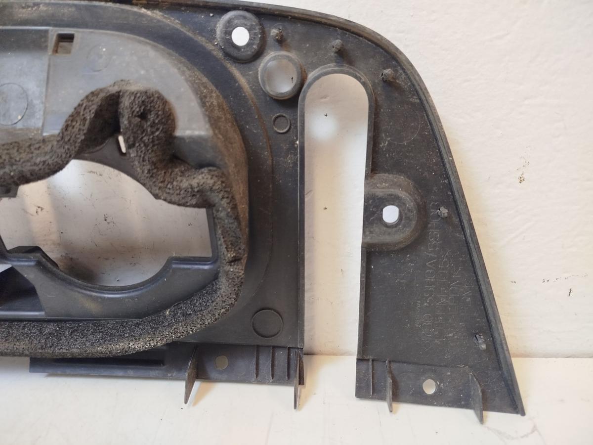 Nissan Leaf ZE1 40kWh Plastiverkleidung Rahmen Dichtung Ladeanschluss vorn