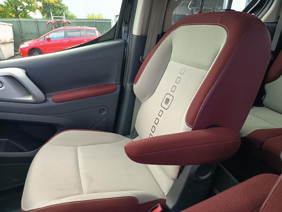 Citroen Berlingo II B9 orig Sitz vorn rechts Beifahrersitz Multispace Bj 2011 Citroen Berlingo II B9 orig Sitz vorn rechts Beifahrersitz Multispace Bj 2011