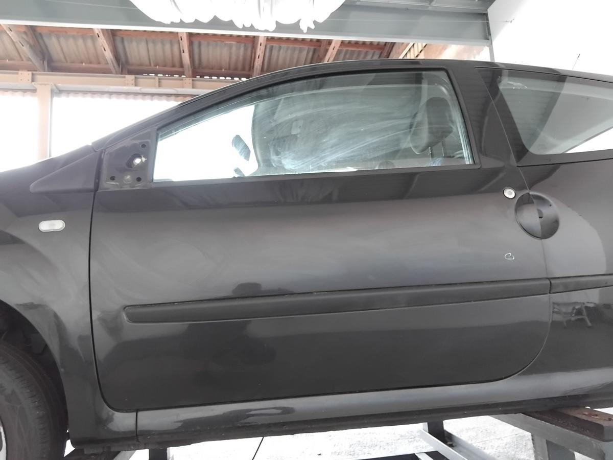 Renault Twingo 2 T&uuml;r vorn links Fahrert&uuml;r schwarz NV676 BJ2014