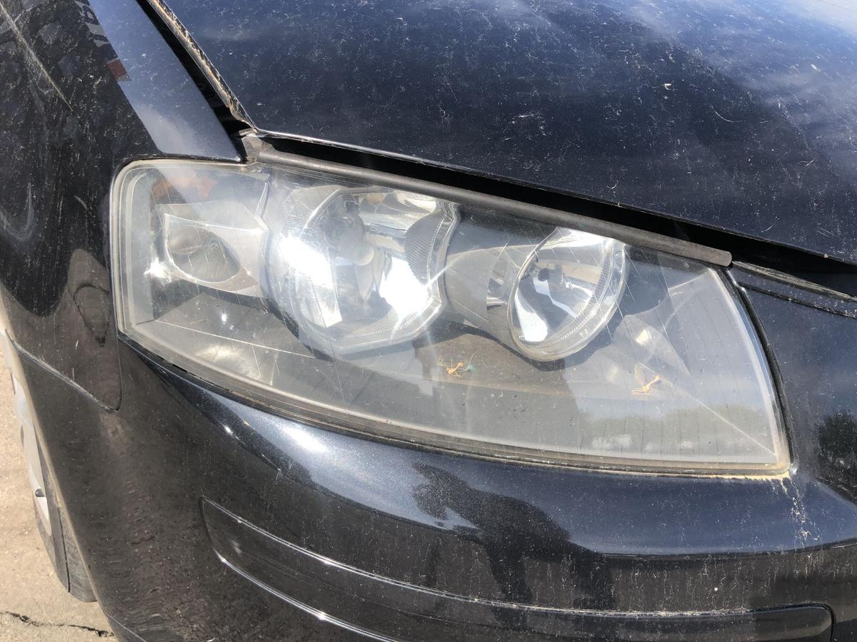 Audi A3 8P bis 2005 Scheinwerfer rechts Frontscheinwerfer Halogen OEM