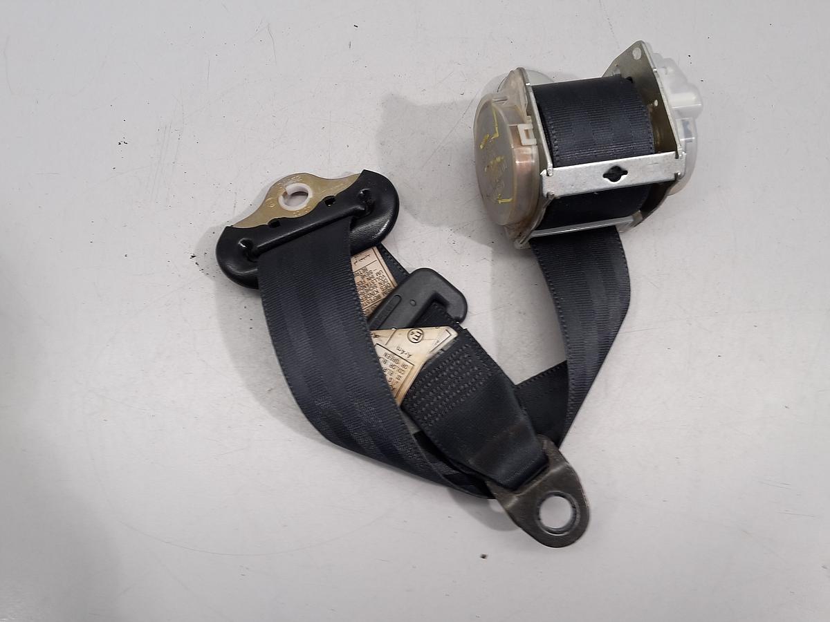 Toyota Yaris P1 org Sicherheitsgurt hinten links Gurt 3TRG Bj 2000