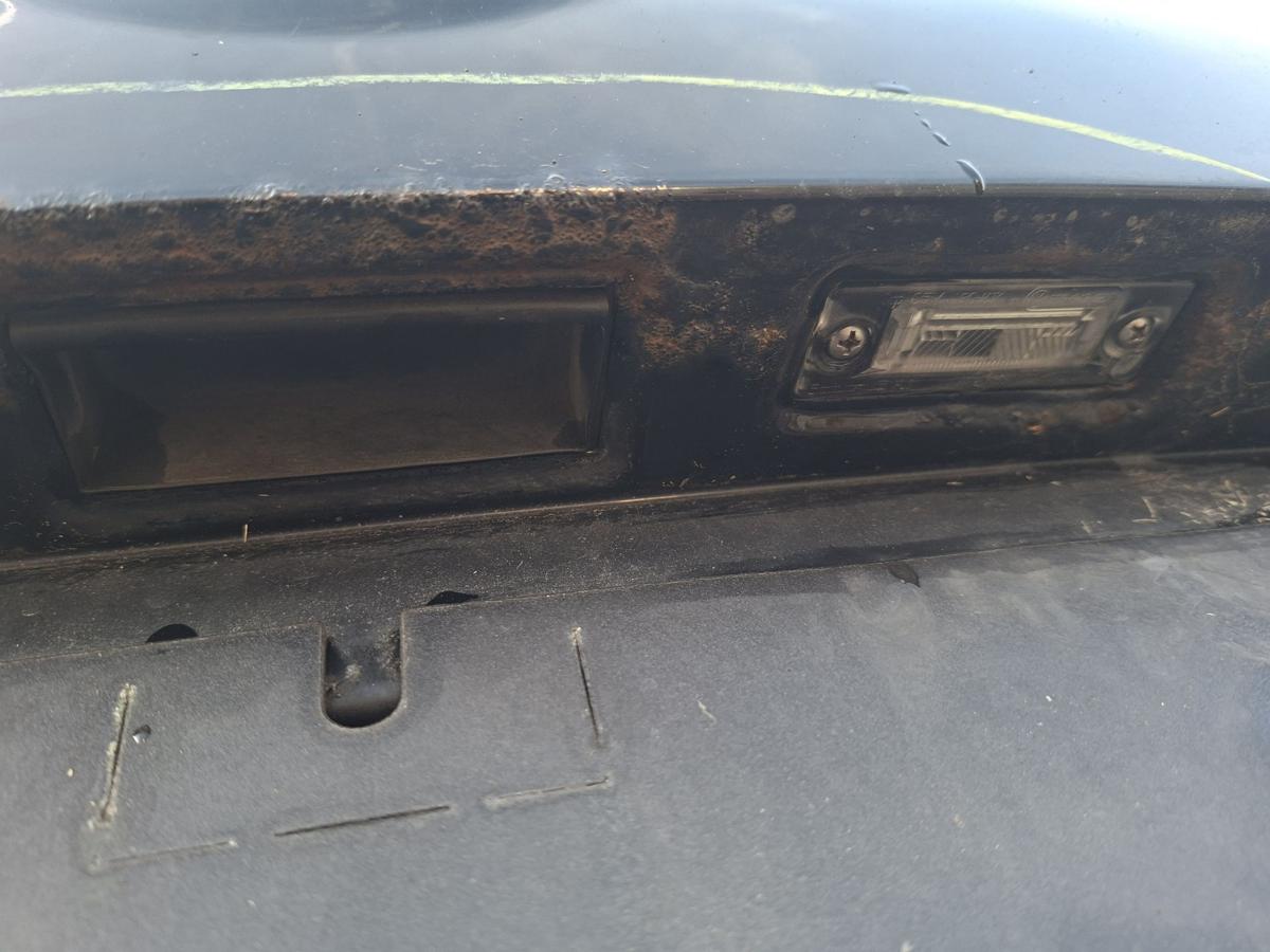 VW Passat 3C Variant original Heckklappe mit Scheibe 041 brillantschwarz ROST