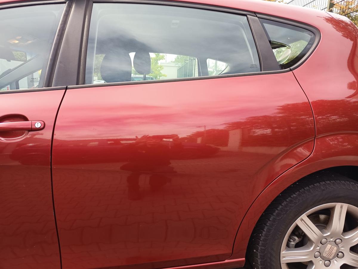 Seat Leon 1P original Tür hinten links LS3X Rojo Rubi Perlado Met. Bj 2005