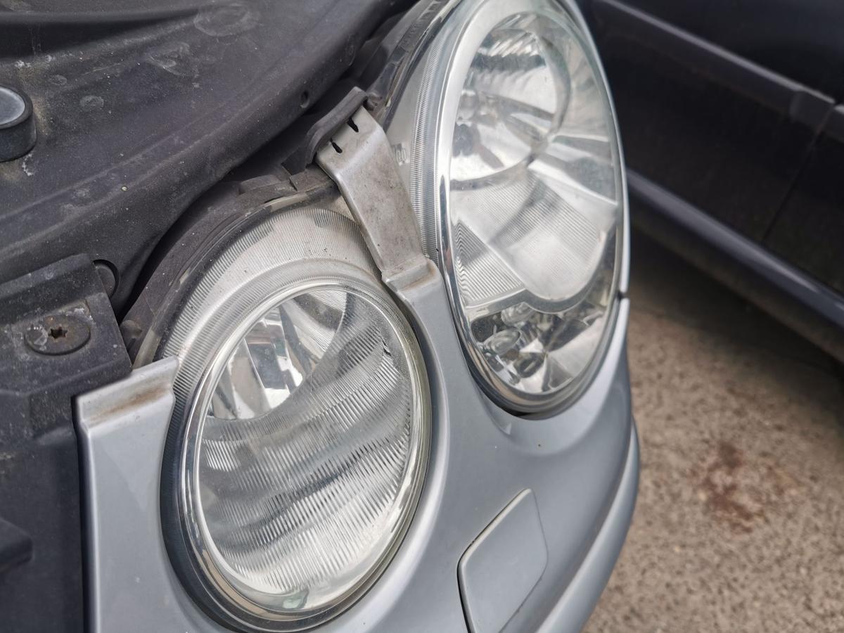 VW Polo 9N1 Scheinwerfer Hauptscheinwerfer Frontscheinwerfer vorn links Valeo