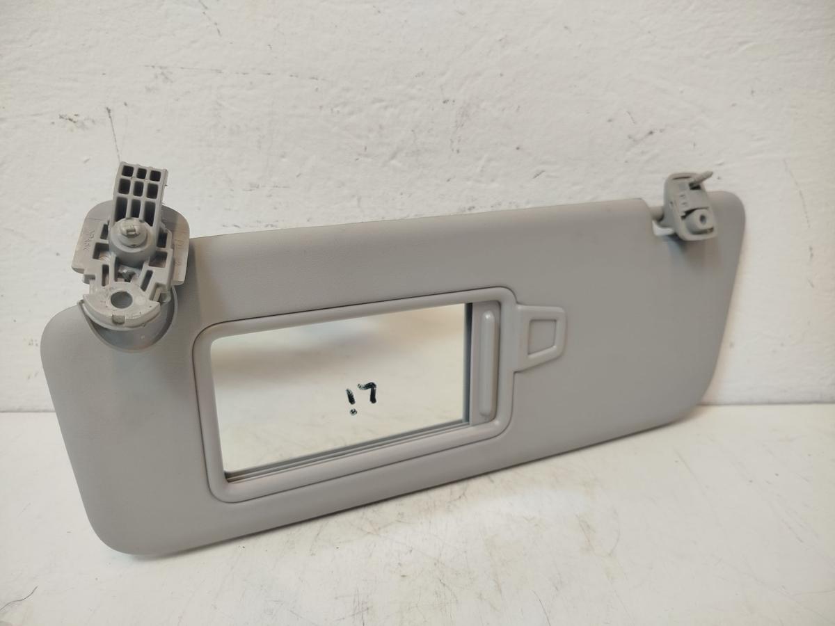 Hyundai i30 PD Mild Hybrid Sonnenblende vorn links mit Spiegel Fahrerseite