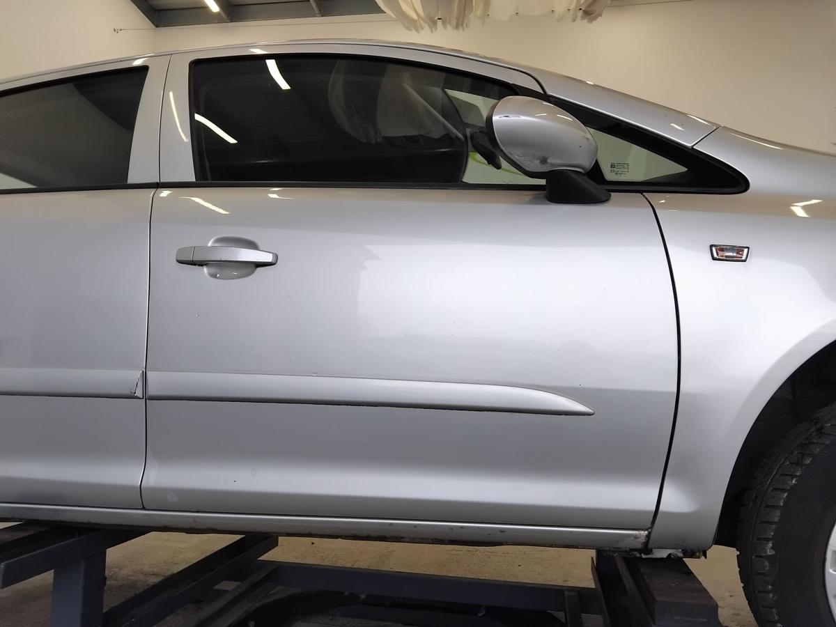 Opel Corsa D Tür vorn rechts Beifahrertür 5türig BJ2006 Z157 Starsilber III