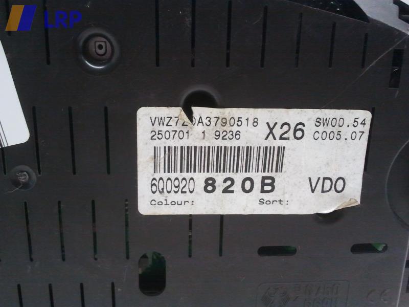 Skoda Fabia 6Y BJ2000 original Tacho Kombiinstrument 110.080.125/003 VDO