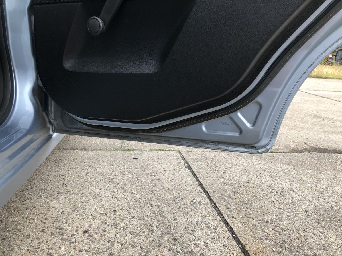 Ford Fiesta JD JH ab05 T&uuml;r hinten rechts Fondt&uuml;r im Rohbau J4 Tonic