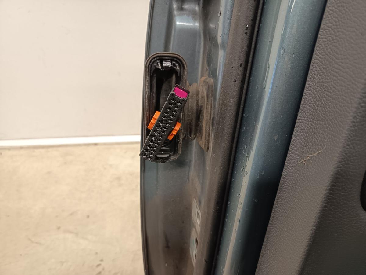 VW Golf V Kombi original T&uuml;r hinten rechts LA6R Gr&uuml;n Baujahr 2008