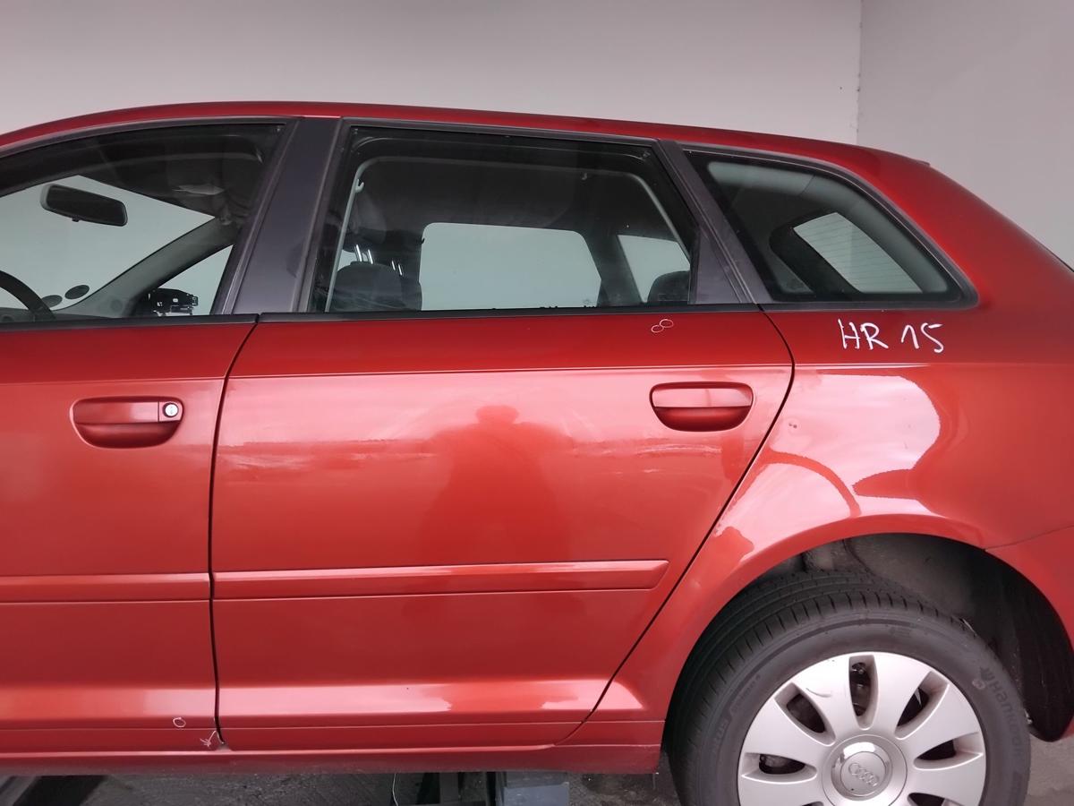 Audi A3 8P Sportback T&uuml;r hinten links granatrotmetallic LZ3F BJ2007