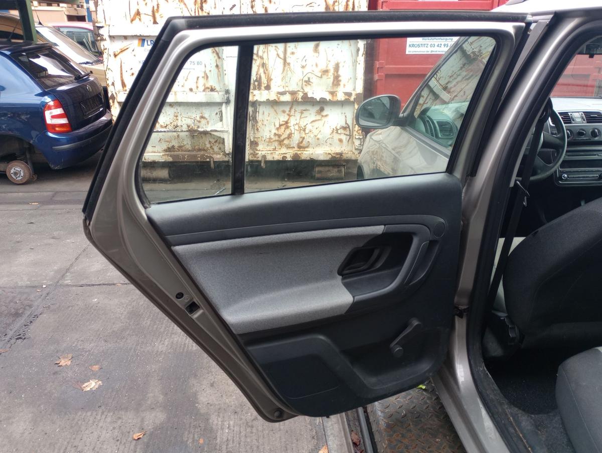 Skoda Fabia II Kombi original Tür hinten links Fahrer (Roh) F8H Beige Bj 2010