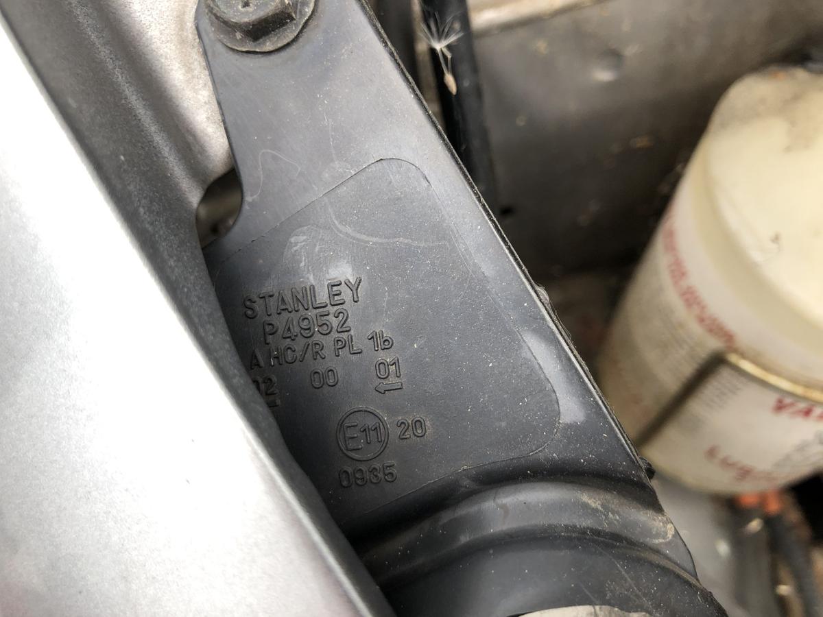 Honda Jazz Typ GD Scheinwerfer rechts Hauptscheinwerfer Stanley Tr&uuml;bung