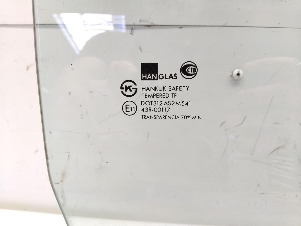 Hyundai Coupe J2 und RD original T&uuml;rscheibe rechts gr&uuml;ncolor BJ2002