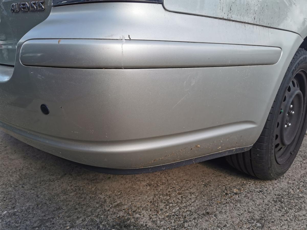Toyota Avensis T25 Kombi Stossfänger Stossstange Bumper hinten 1C0 RadiantSilver