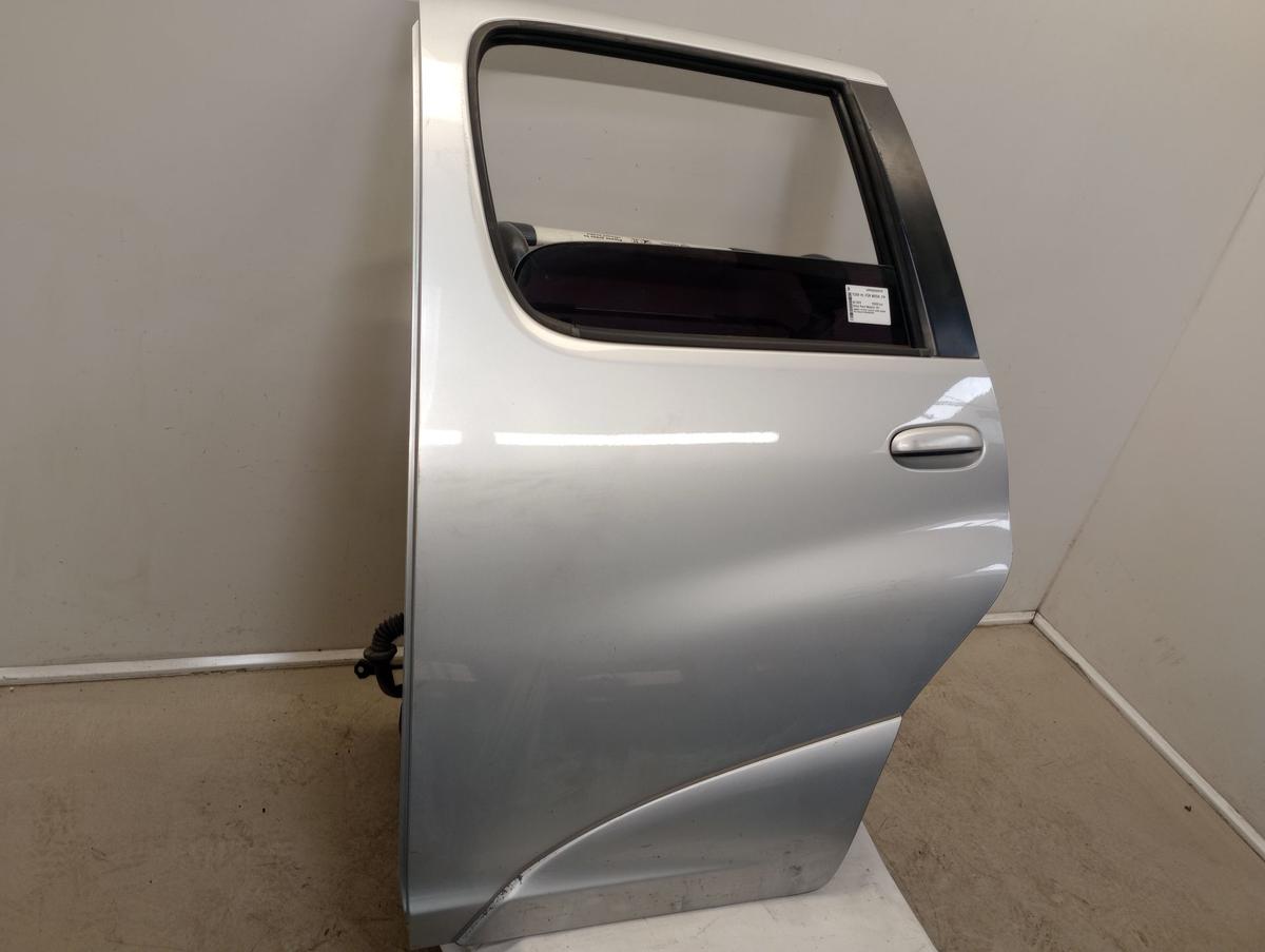 Toyota Yaris Verso origTür hinten links man. Fensterheber 1E7 Silber Bj2003