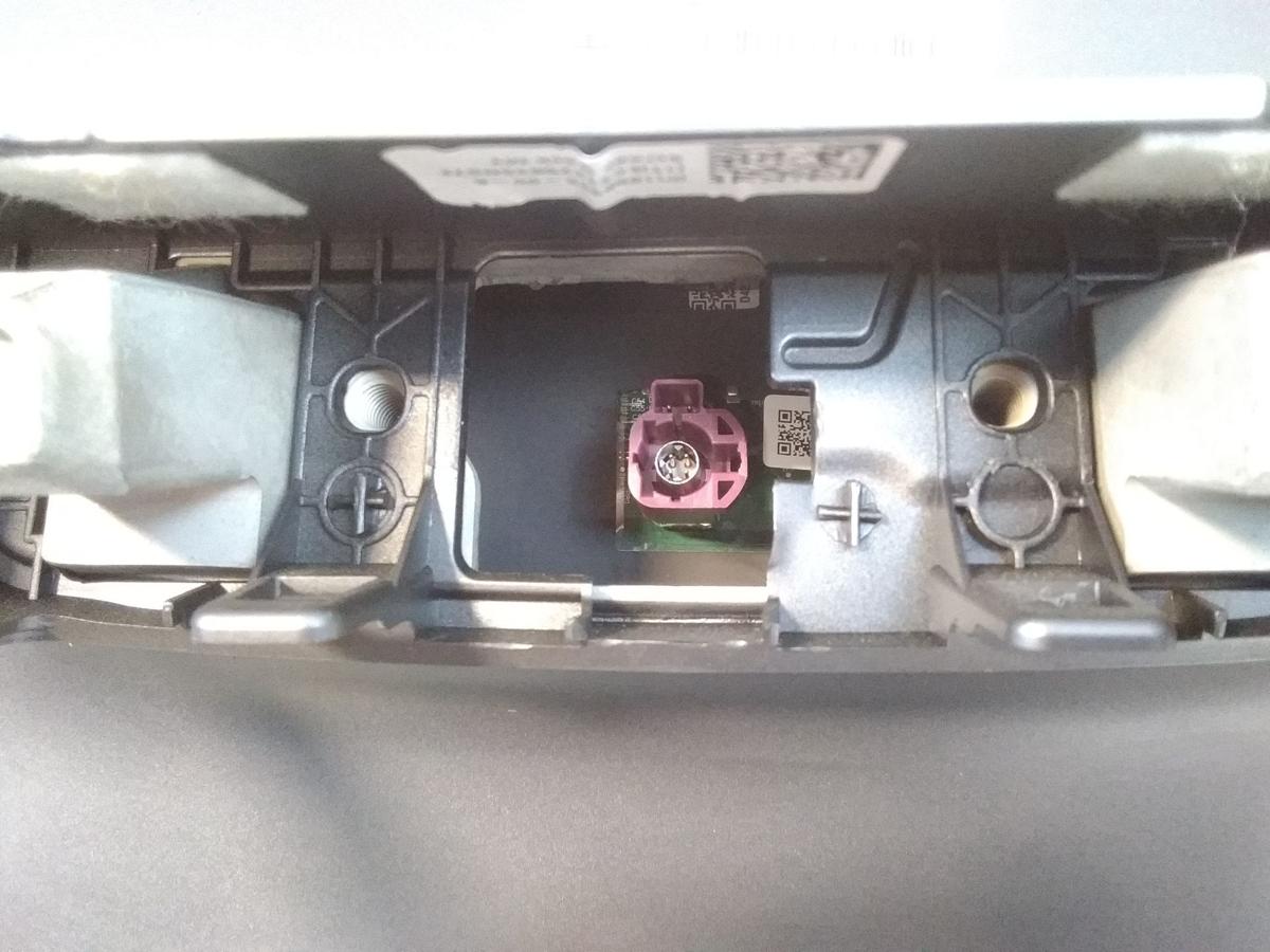 Tesla Model Y original Touchscreen Display Monitor Bildschirm BJ2023