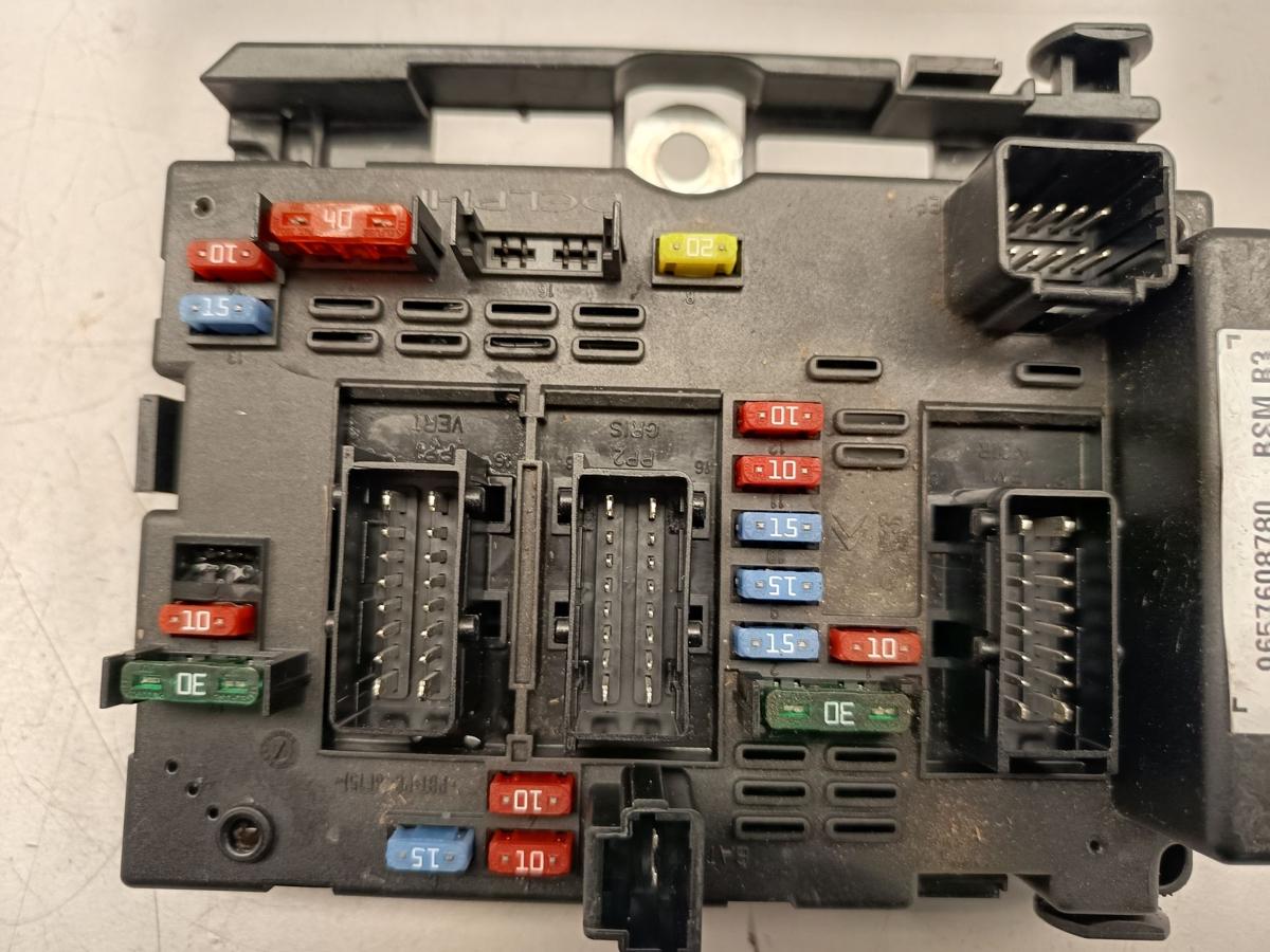 Peugeot 206+ original Steuerger&auml;t BSM Bordnetz 9657608780 Bj 2012