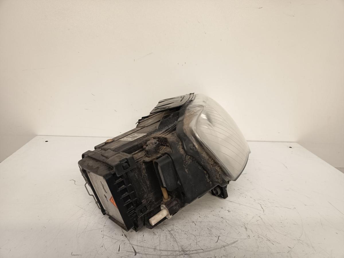 VW Passat 3C Kombi original Scheinwerfer vorn rechts Xenon BJ 2009
