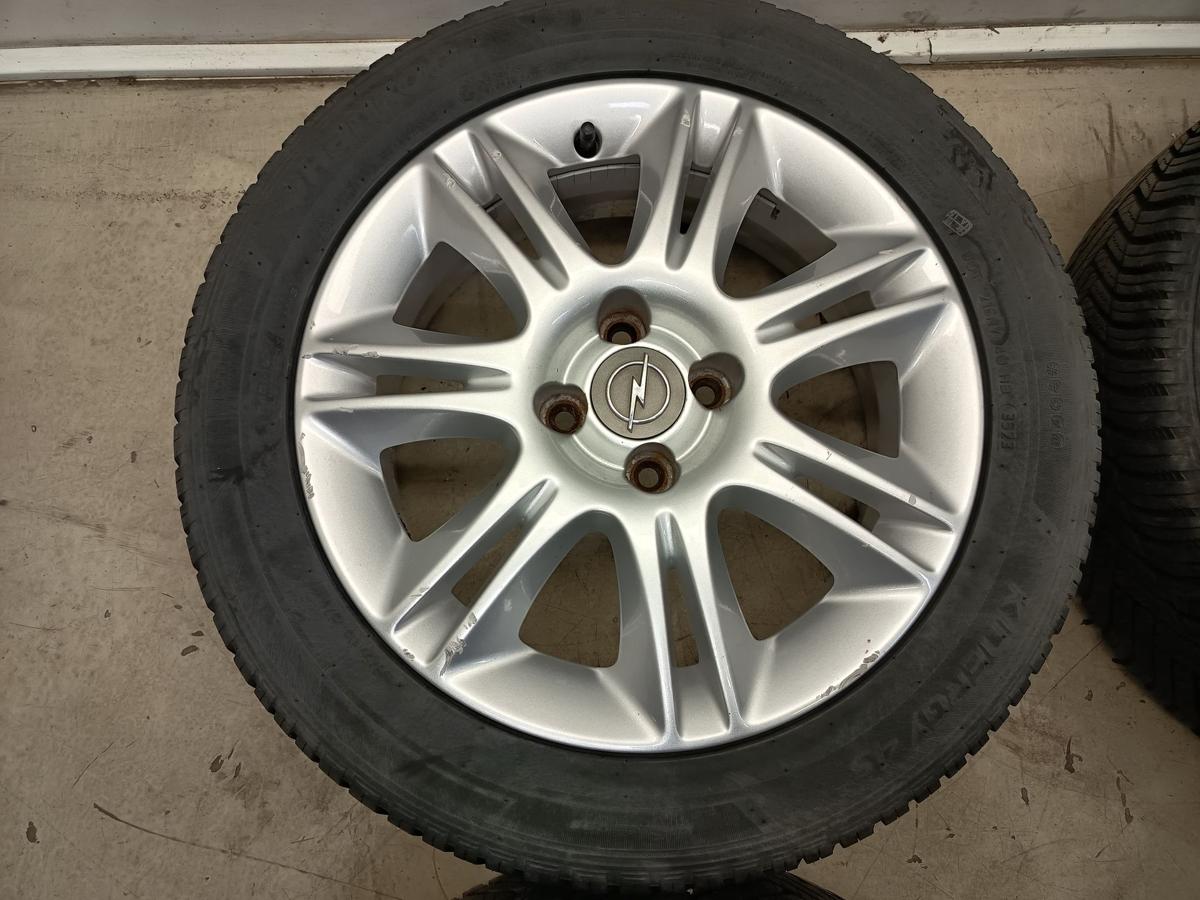 Opel Corsa D original Alufelgen 16Zoll mit Allwetterreifen DOT 3523
