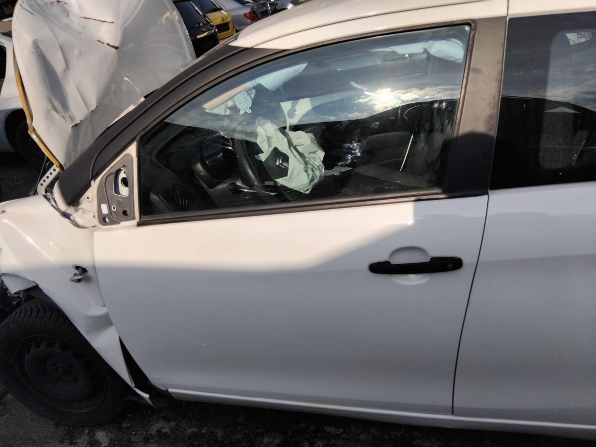 Citroen C1 II Tür vorn links Fahrerseite weiss KWD Lipizzan White 5-türig BJ2014