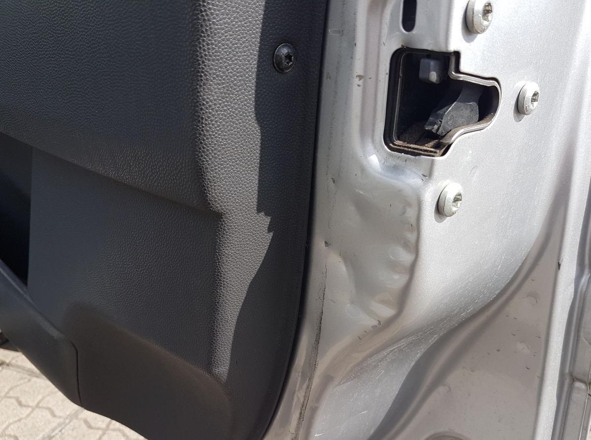 Opel Zafira B T&uuml;r vorn rechts in 2AU Starsilber III Bj2006