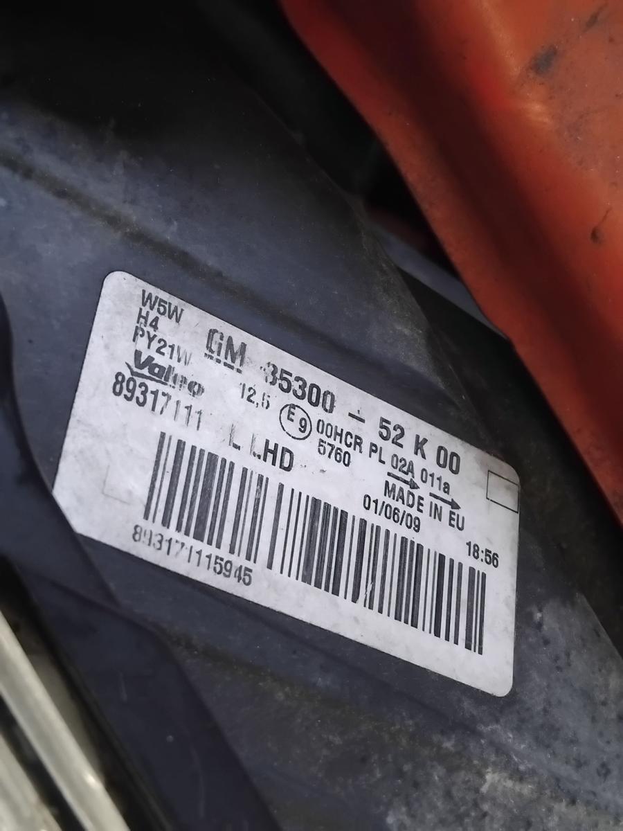 Opel Agila B original Scheinwerfer links Valeo Halogen mit LWR BJ2009 89317111