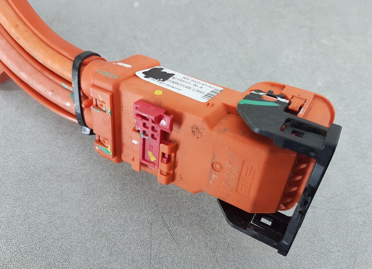 Tesla Model X Hochvoltleitung Frontmotor Bj2022 1588323-10-A Hochvoltkabel