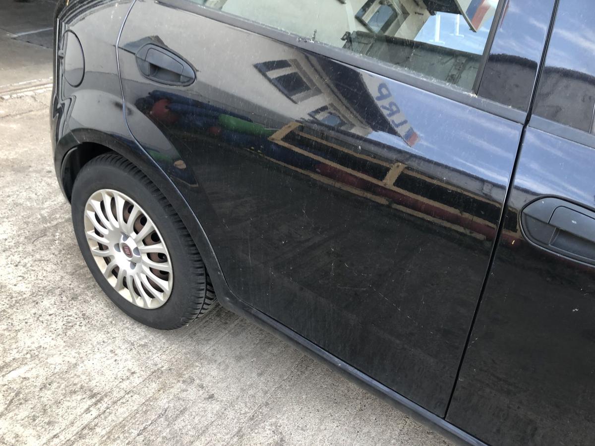 Fiat Punto EVO 199 T&uuml;r hinten rechts Fondt&uuml;r im Rohbau 876 Nero Mille Miglia