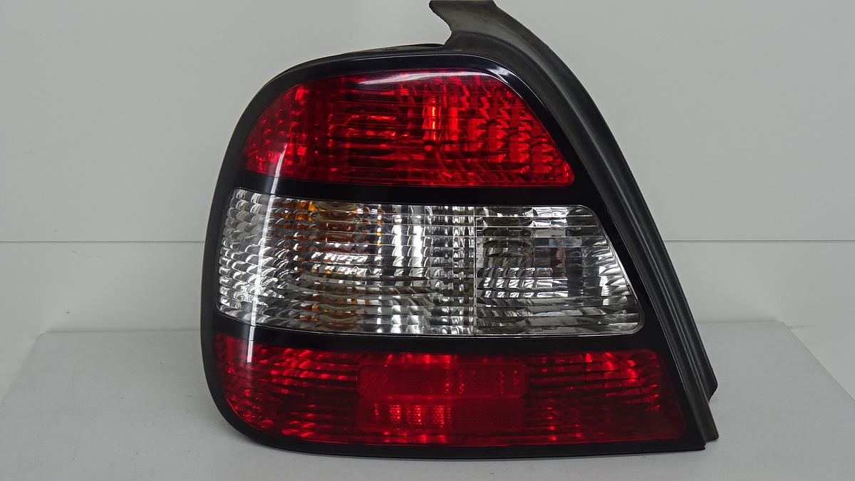 Daewoo Leganza Bj1997 Rückleuchte Rücklicht links rot weiss