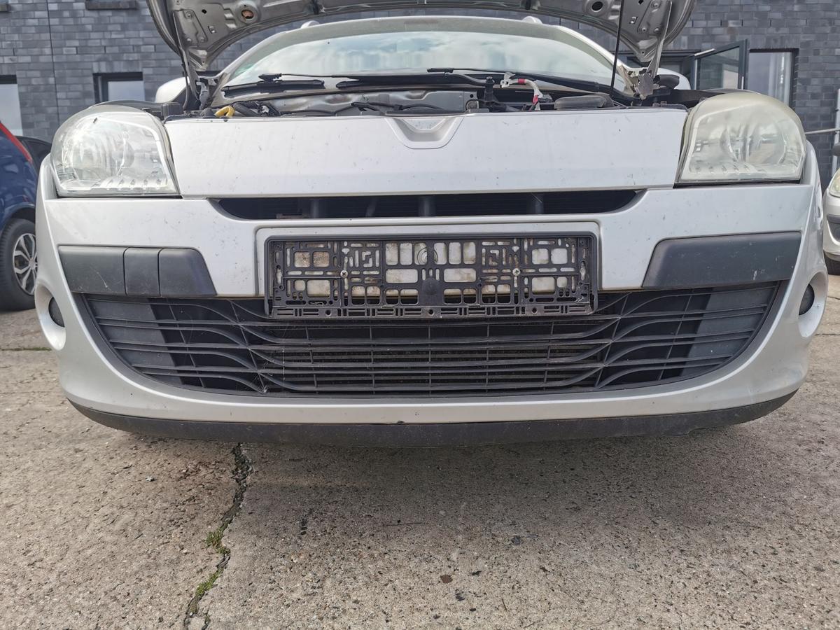 Renault Megane III Z Stossfänger Stossstange Bumper vorn TED69 GREY