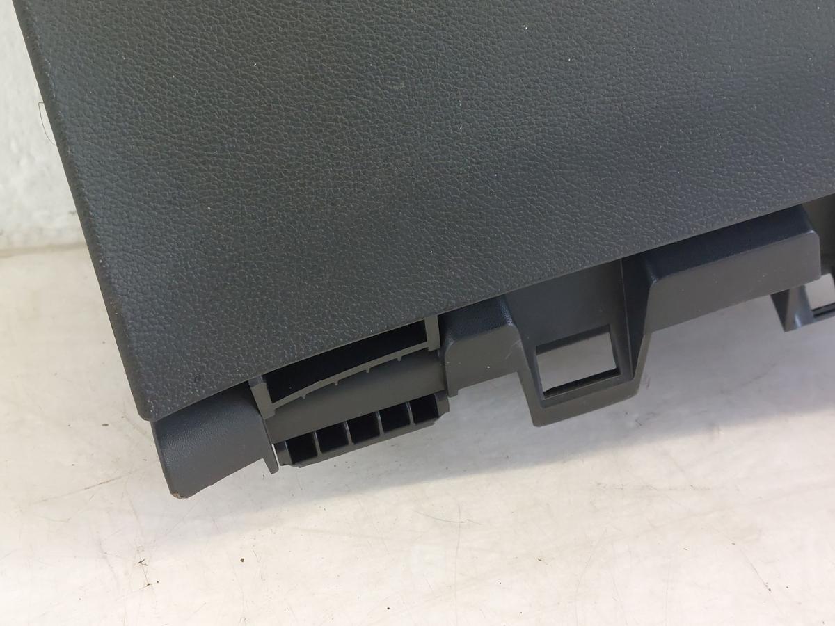 Opel Astra J Caravan Handschuhfach rechts Handschuhkasten Schalttafelkasten