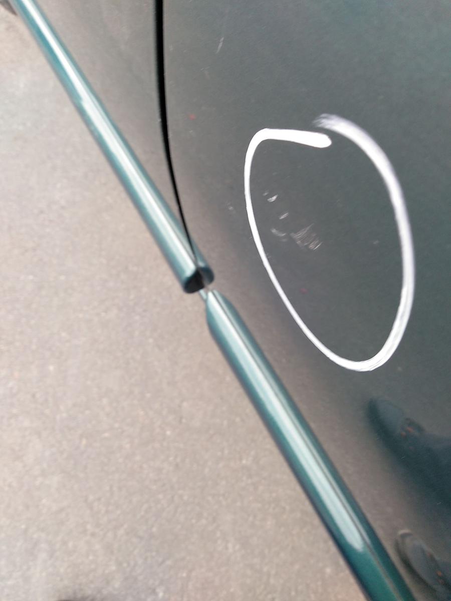 VW Polo Classic und Variant 6K T&uuml;r vorn rechts Beifahrert&uuml;r yuccagr&uuml;nmet Bj.1997