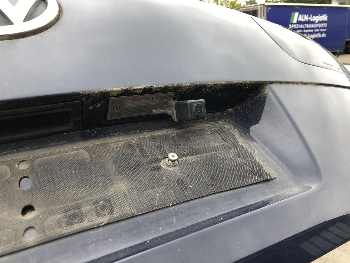 VW Touareg 7L Heckklappe mit Heckscheibe im Rohbau LA5G Perlblau 02-06