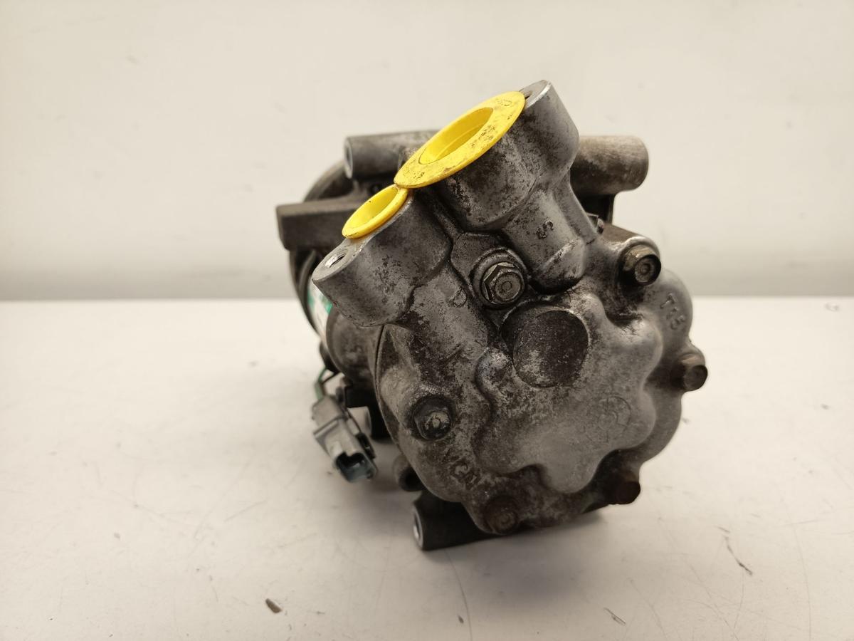 Renault Clio III original Klimakompressor 1.2l 55kW Benzin 8200819568 Bj 2012