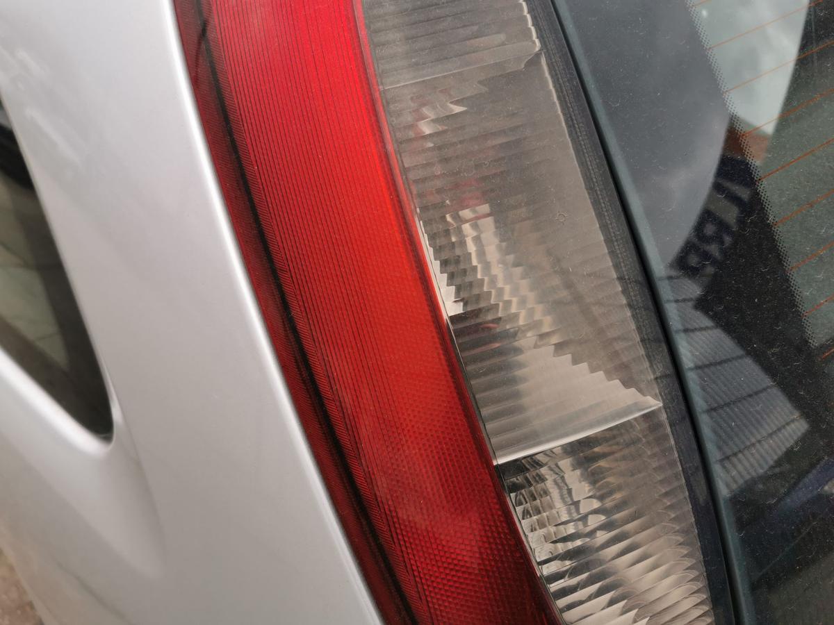 Opel Corsa C Satz R&uuml;ckleuchten Schlussleuchten R&uuml;cklicht hinten links und rechts