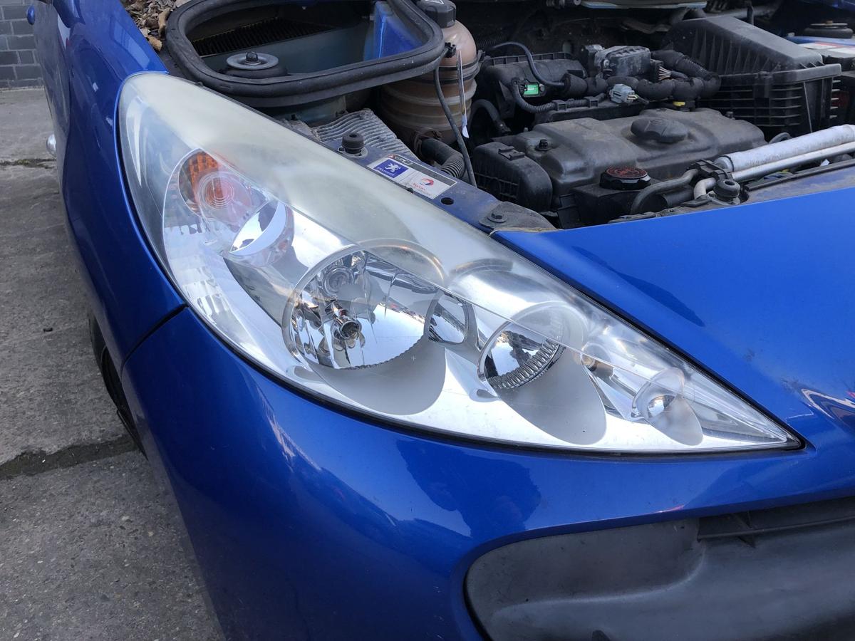 Peugeot 206+ Scheinwerfer vorn rechts Frontscheinwerfer Lampe Licht vorn Halogen