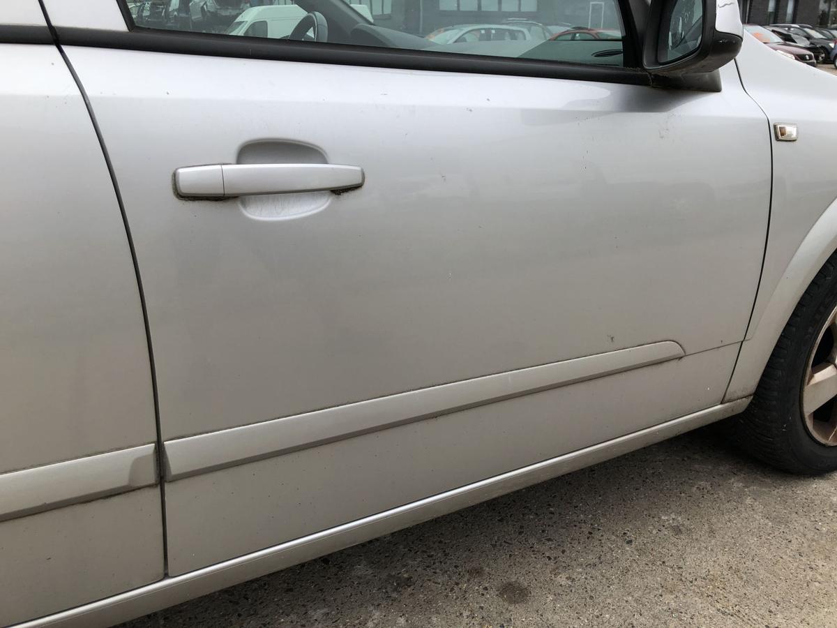 Opel Astra H Caravan T&uuml;r vorn rechts Beifahrert&uuml;r im Rohbau 2AU Starsilber