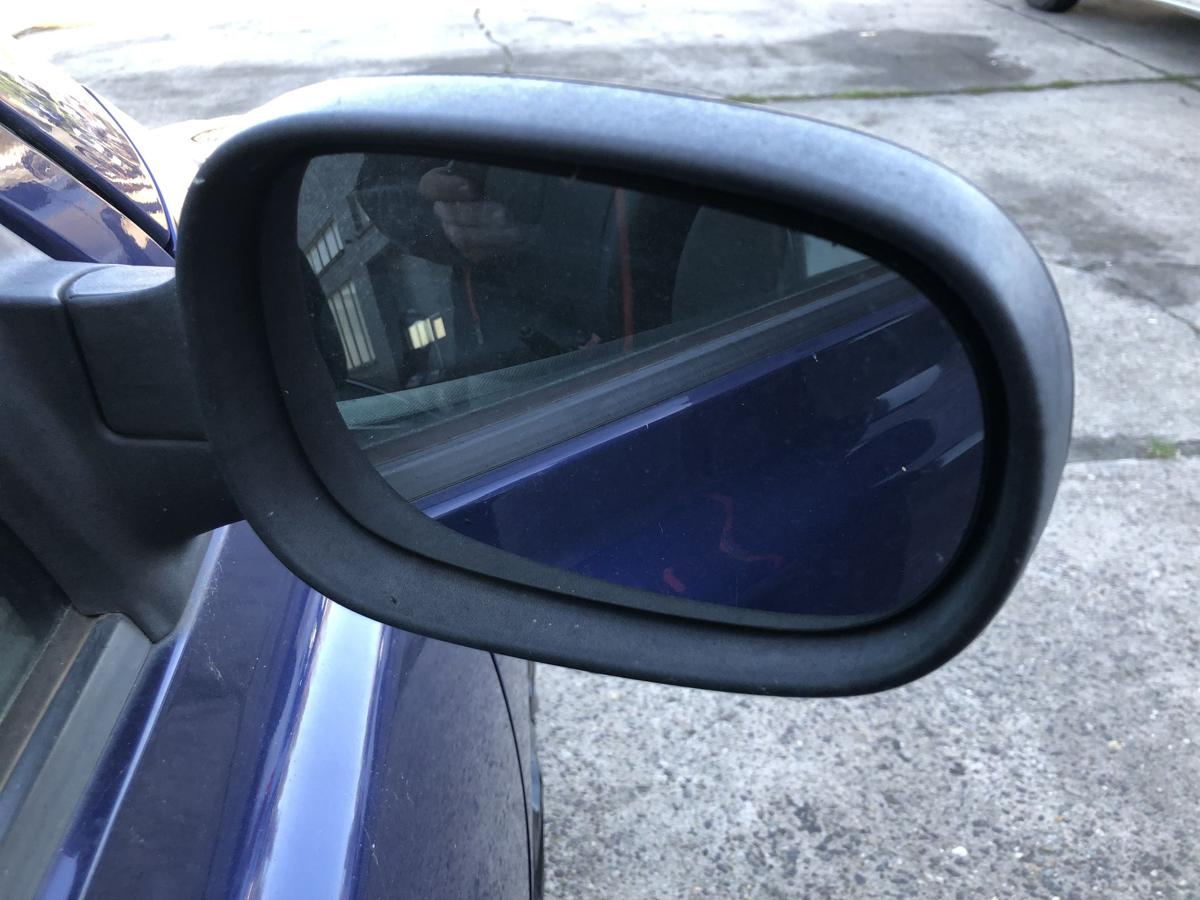 Nissan Micra K12 Außenspiegel rechts Rückspiegel manuelle Verstellung unlackiert