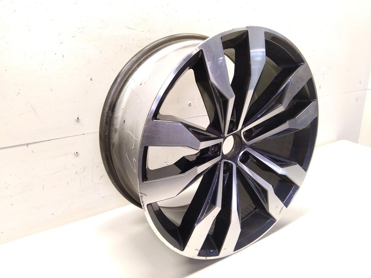 original Alufelge Suzuka 8.5Jx20H2 ET38 5NN601025E VW Tiguan mit M&auml;ngeln Bj.2018
