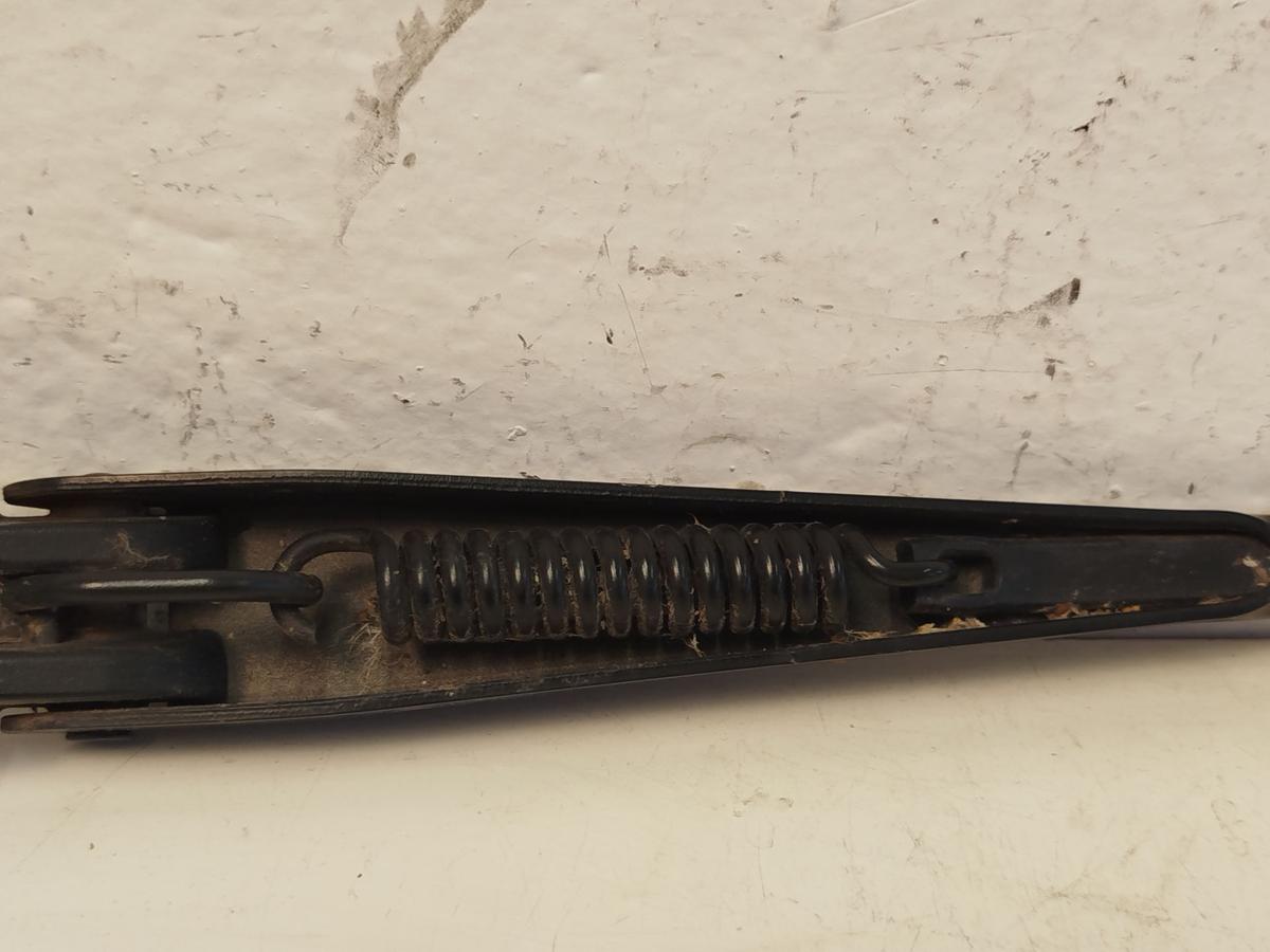 Audi A5 8T Coupe Wischerarm vorn links Scheibenwischerarm Fahrerseite OEM