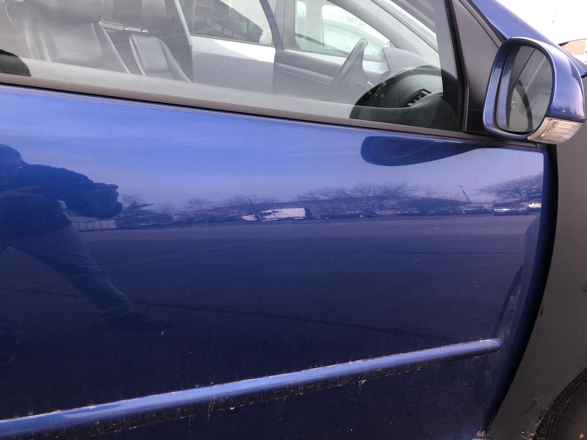 VW Golf 5 V 1K T&uuml;r vorn rechts Beifahrert&uuml;r nur 3 t&uuml;rer LC5J Laserblaumet