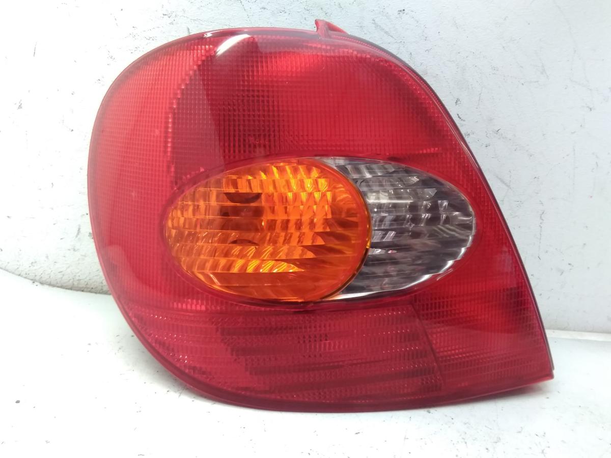 Toyota Avensis T22 Liftback original R&uuml;ckleuchte Heckleuchte links Bj.1999