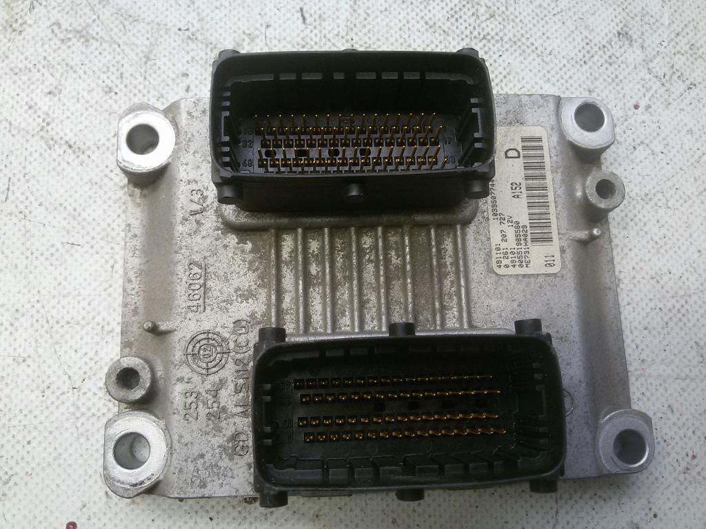 Alfa Romeo 147 491101 Steuergerät Motor Bosch 00551985560 Bj2005