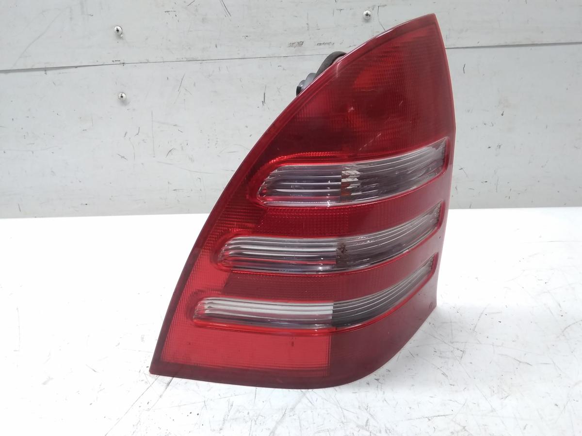 Mercedes C-Klasse T-Modell S203 original Rückleuchte Heckleuchte links Bj.2002