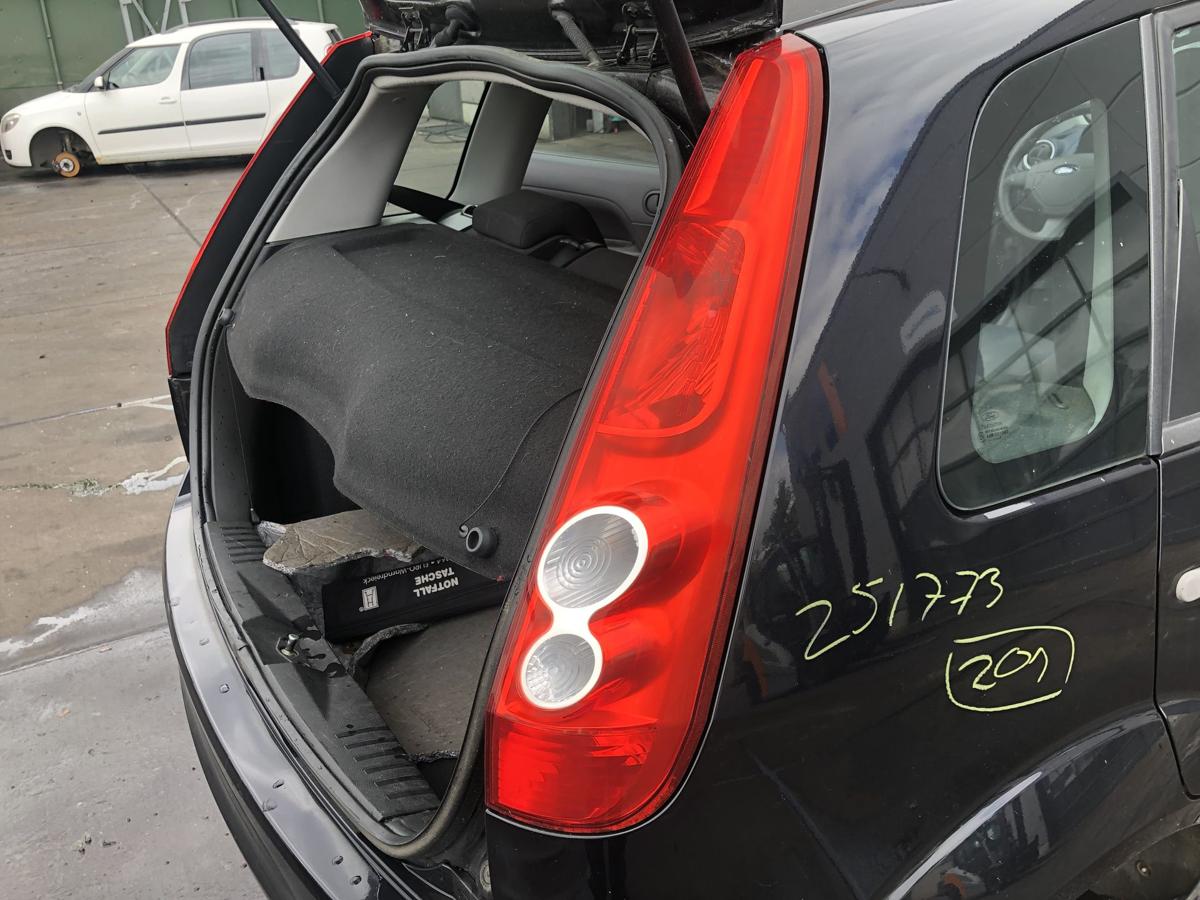 Ford Fiesta ´02 original Rückleuchte rechts Heck/Schluss/Licht Bj 2007