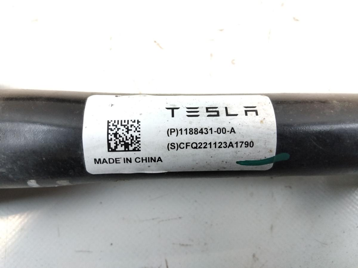 Tesla Model Y original Satz Querlenker Hinterachse BJ2023